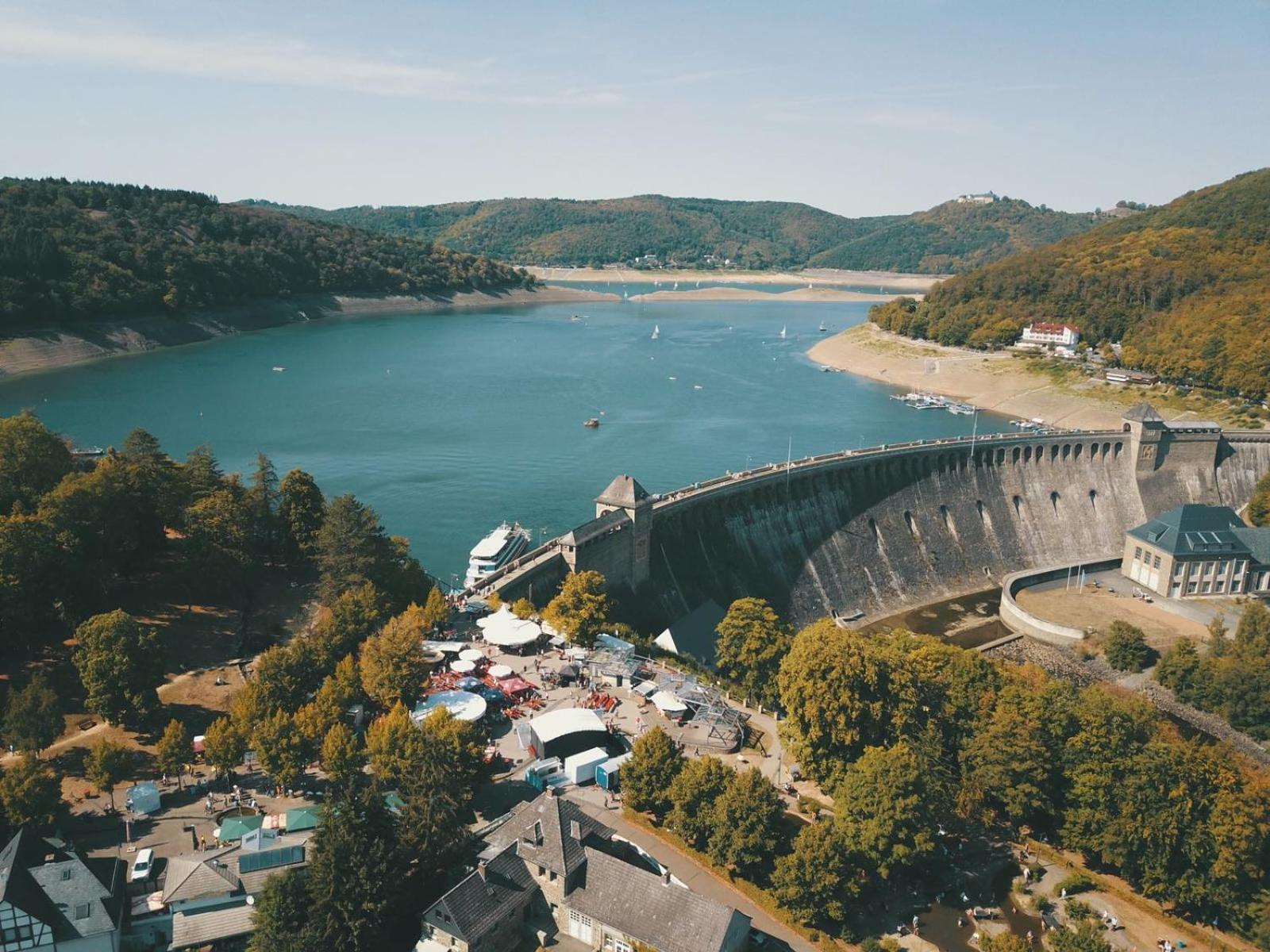 Ferienhaus Schoene Aussicht Ferienwohnung Rot Hemfurth-Edersee Dış mekan fotoğraf