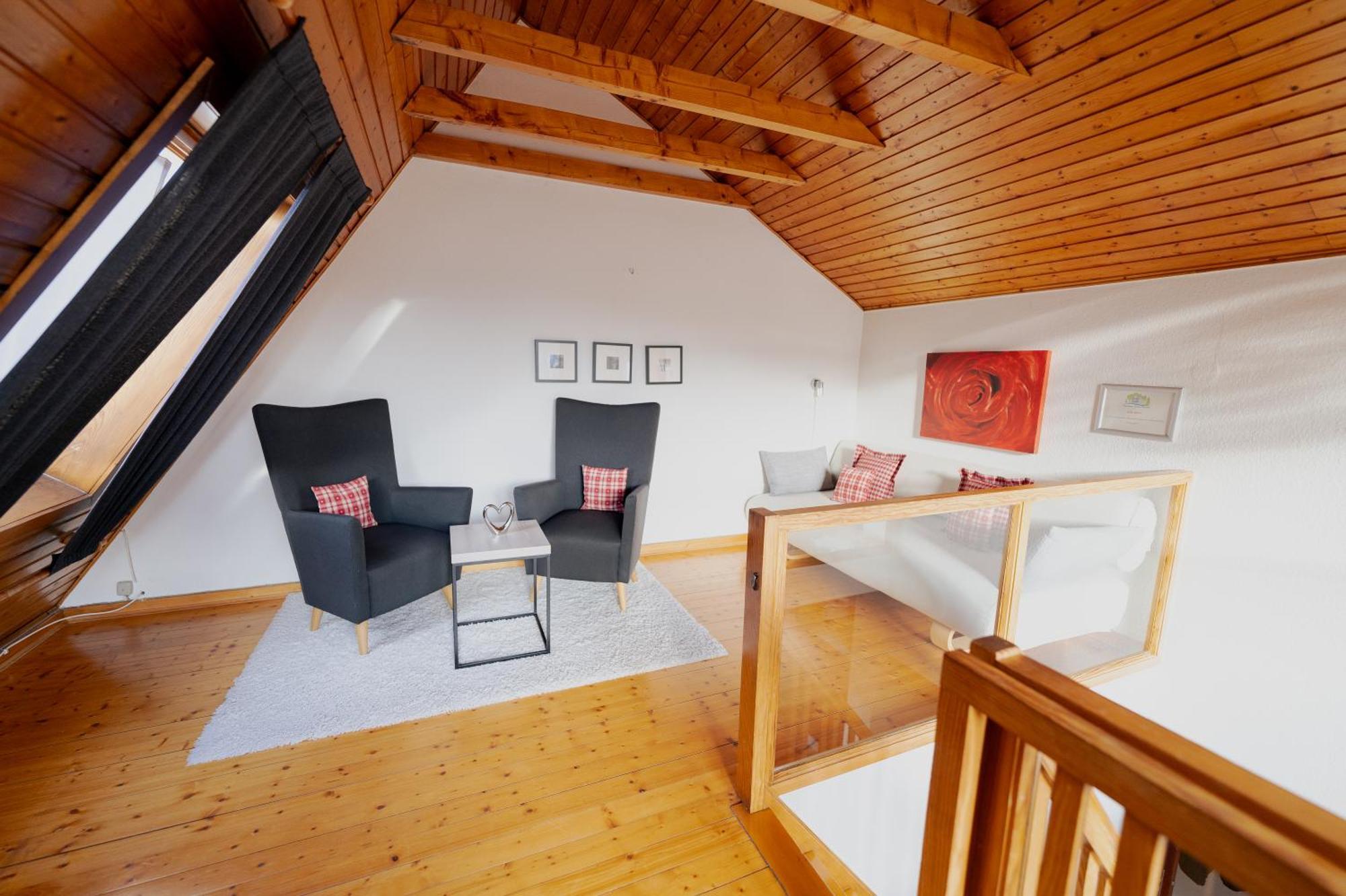 Ferienhaus Schoene Aussicht Ferienwohnung Rot Hemfurth-Edersee Dış mekan fotoğraf